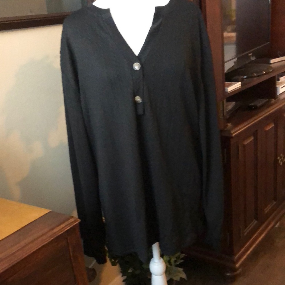 Elegant Black Knit Pullover